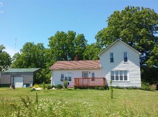10109 Irish Rd, Otisville, MI 48463