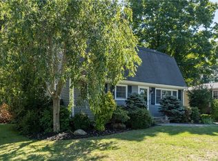 38 Rock Pasture Rd, Branford, CT 06405