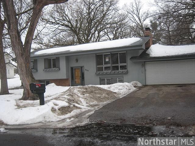 1st image of 209 Arbor Ln
