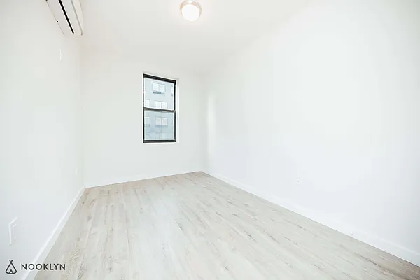 Rented by Nooklyn NYC LLC | media 38