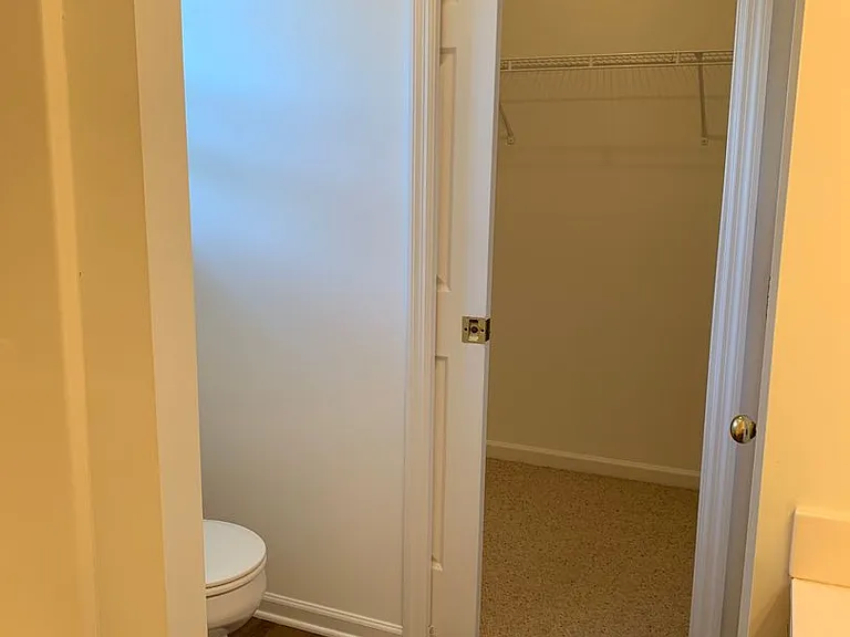 400 Bembridge Ln — Photo 14