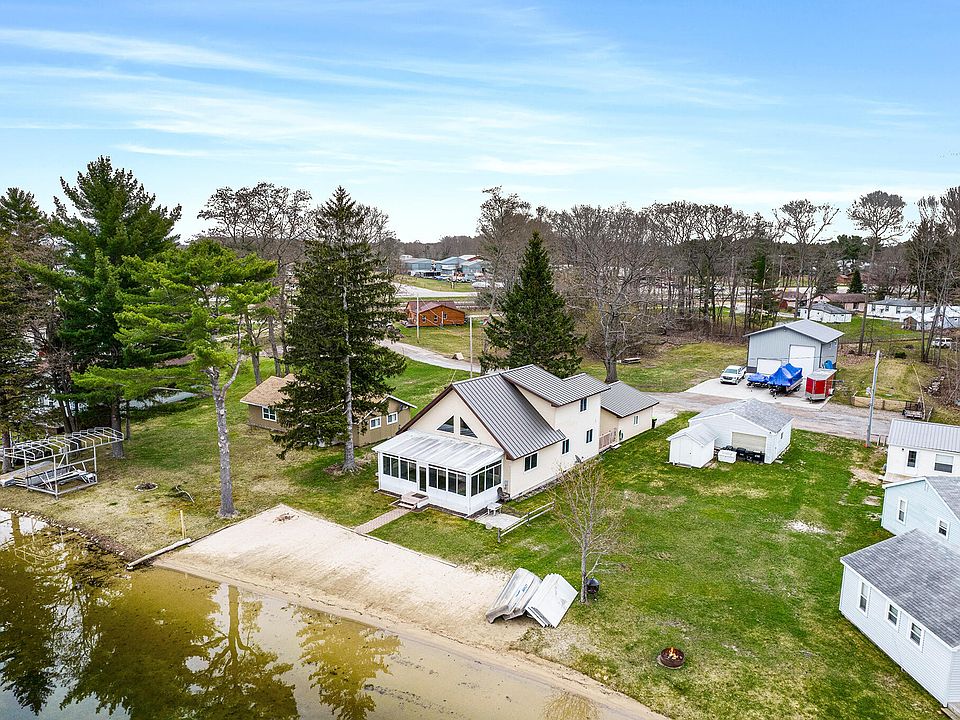 3766 Buck Rd, Gaylord, MI 49735 Zillow