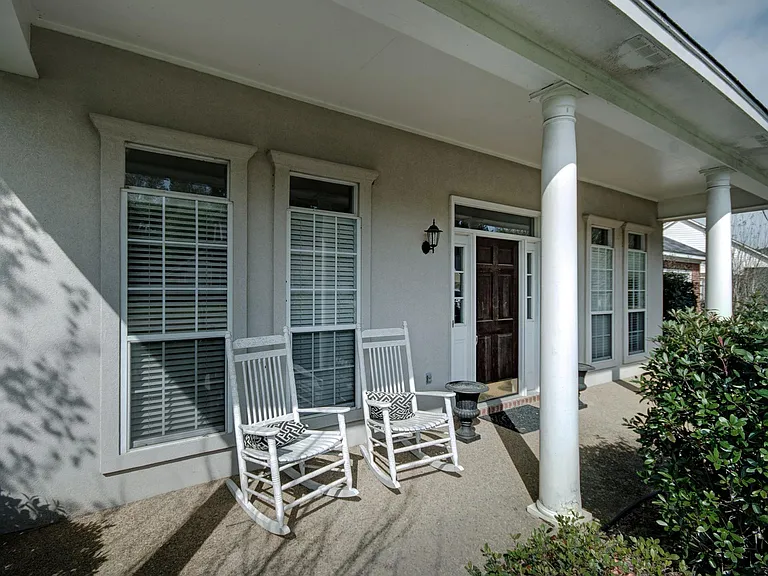 115 Windsor Hills Dr — Photo 3
