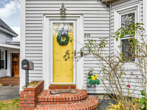 215 Ferry St, Lawrence, MA 01841