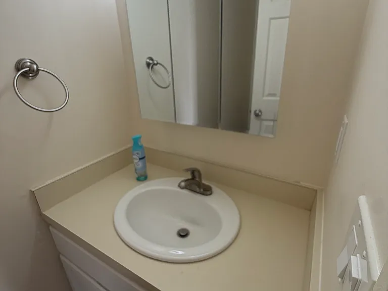 41 S Main St #7 — Photo 3