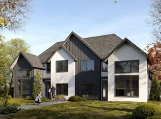 2455 Hamiota St #1, Oak Bay, BC V8R 2N1