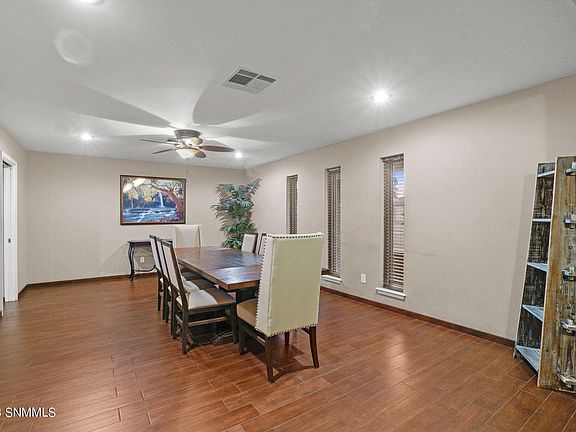 5th image of 1009 Bloomdale Dr