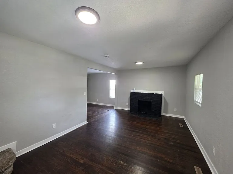 3728 Bales Ave — Photo 2