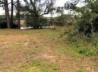 1563 Carraway Ct, Carrabelle, FL 32322