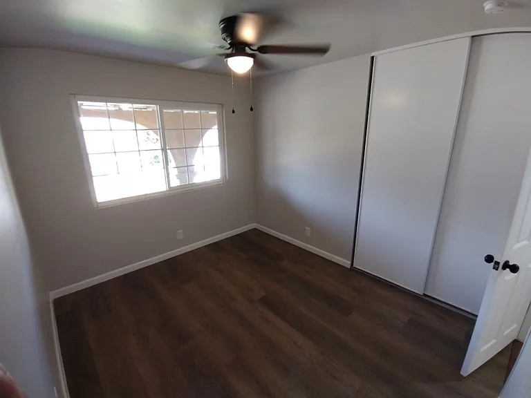 909 Galopago St — Photo 23