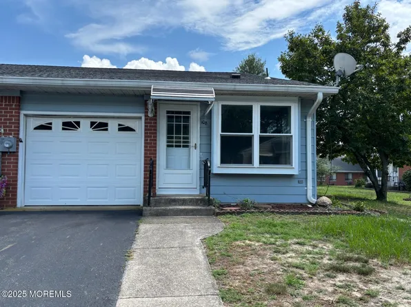 10 Lafayette Drive #B, Whiting, NJ 08759