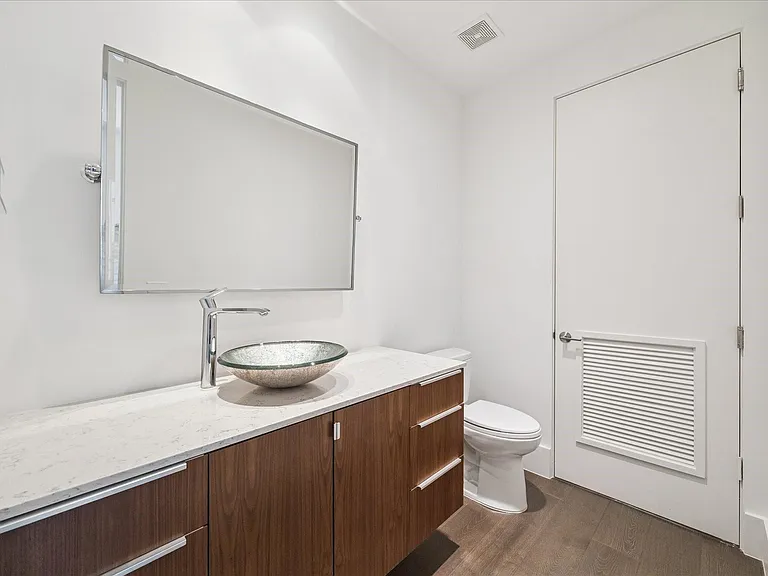 1430 Lake Pointe Pkwy — Photo 10
