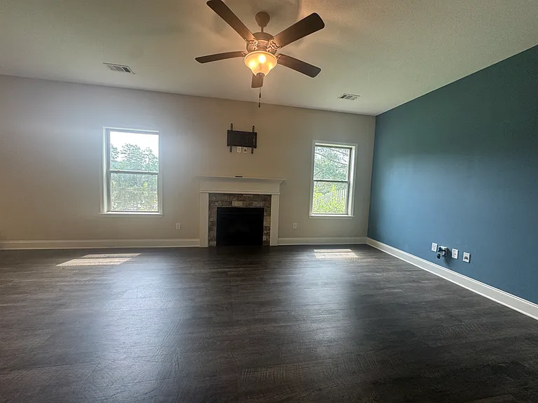 8808 Sullivans Dr — Photo 11