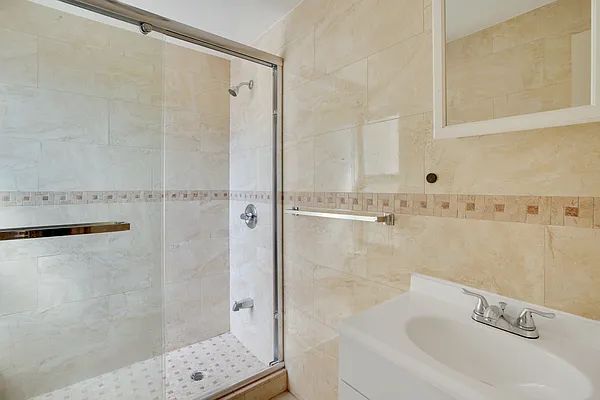 Rented by Corcoran | media 21