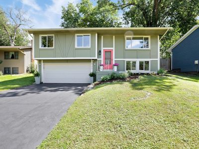 6795 Woodhill Trl, Eden Prairie, MN, 55346