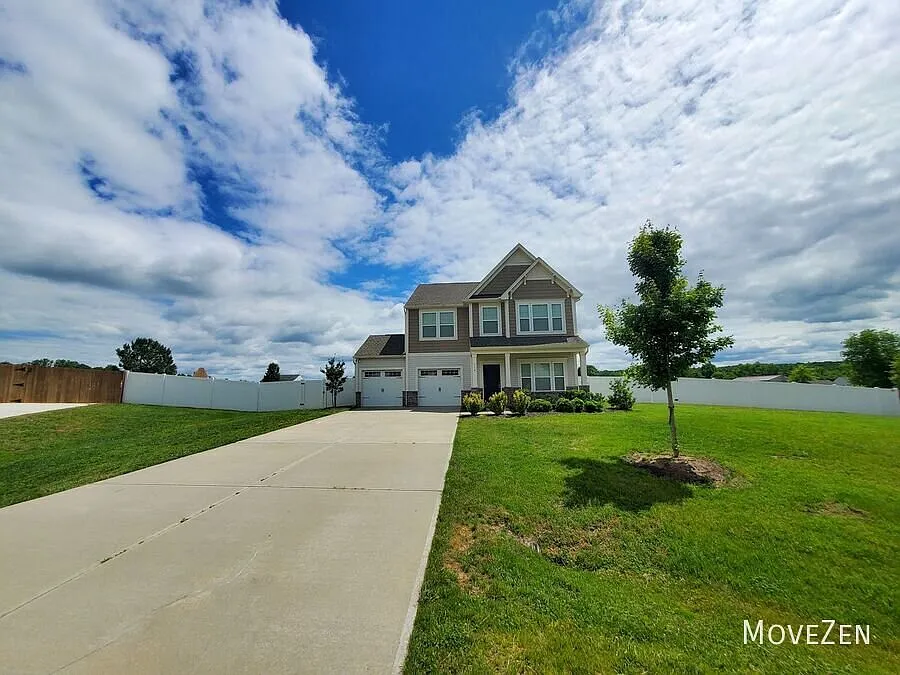 116 Summerfield Ct Advance, NC 27006 Large Fenced Yard on Cul de Sac — Photo 2