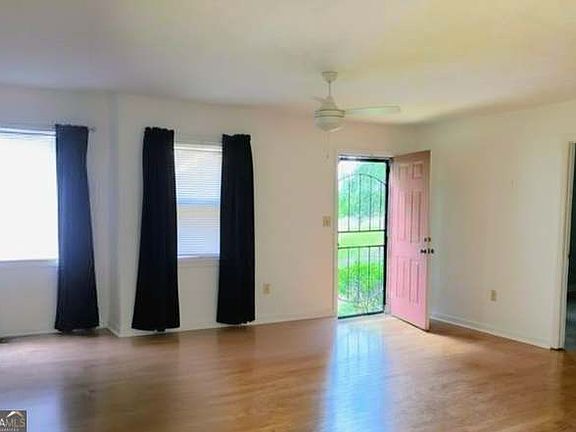 5th image of 2304 Cummings Rd