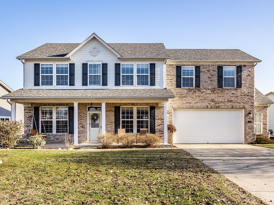 1st image of 6127 N Woods Edge Dr