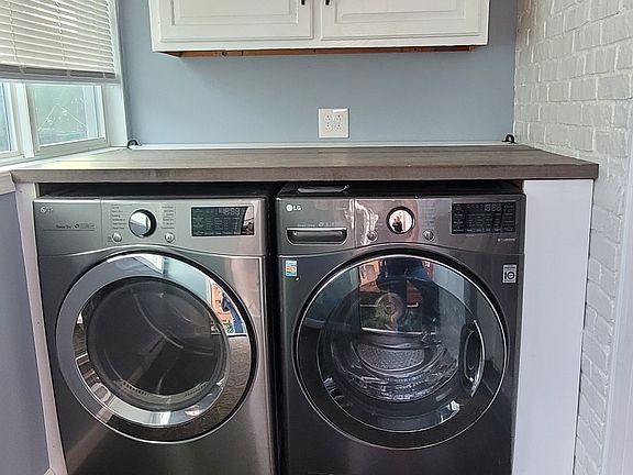 4th image of 1009 Spring St