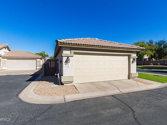 4th image of 16036 N 11TH Avenue #1083