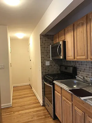 Rented by Cyclone Realty | media 9