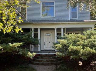 137 W Hawthorne St, Minden, NE 68959