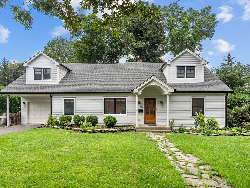 107 Highland Ave