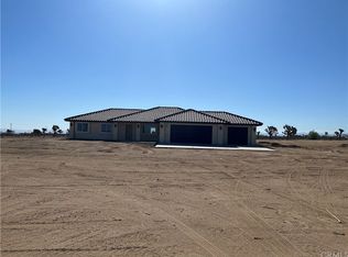 11825 Arizona Rd, Phelan, CA 92371