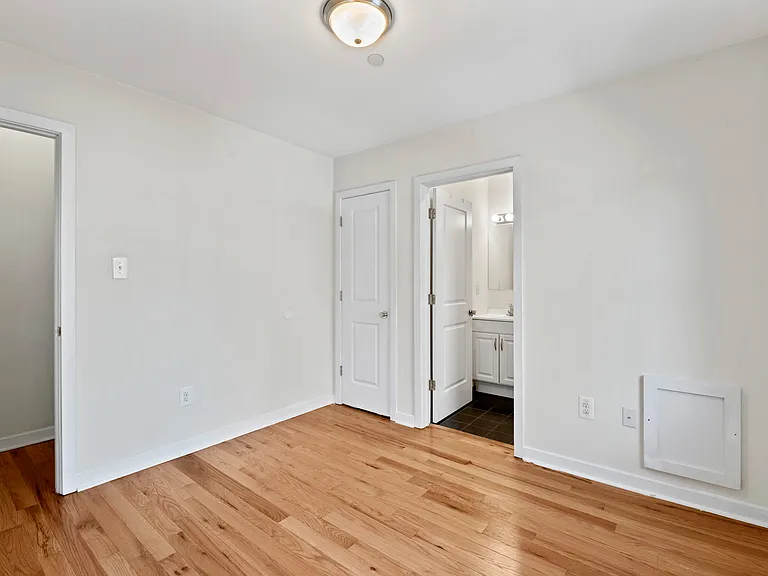 1643 Fitzwater St #A — Photo 25