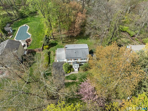 2nd image of 251 Shelter Rock Road