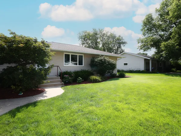 319 SW 7th Street Pl, Ogden, IA 50212