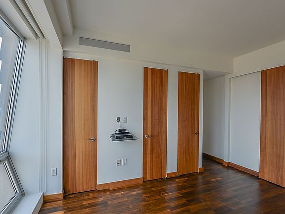 3rd image of 400 5th Ave APT 47B