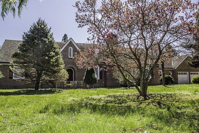 1st image of 315 Finley Ave