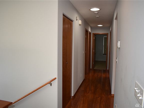 3rd image of 16420 56th Ave W