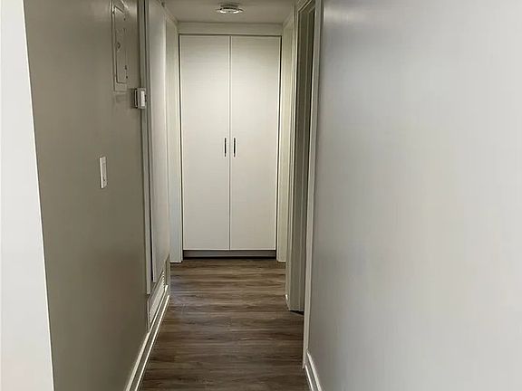3rd image of 825 Monterey Ave #D