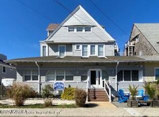 204 S Atlantic Ave #201, Beach Haven, NJ 08008