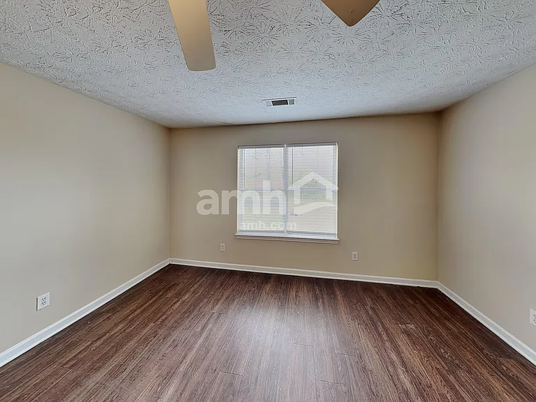 186 Dean Way — Photo 9