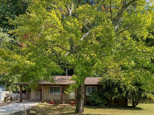 3099 Highland Dr SE, Smyrna, GA 30080
