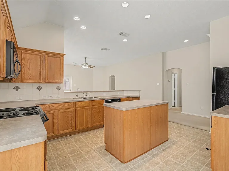 16011 Belleshire Glen Ln — Photo 7