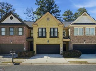 1686 Oakbrook Lake Dr, Norcross, GA