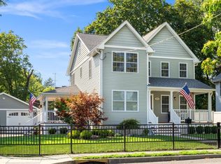 258 S Academy St, Hightstown, NJ 08520