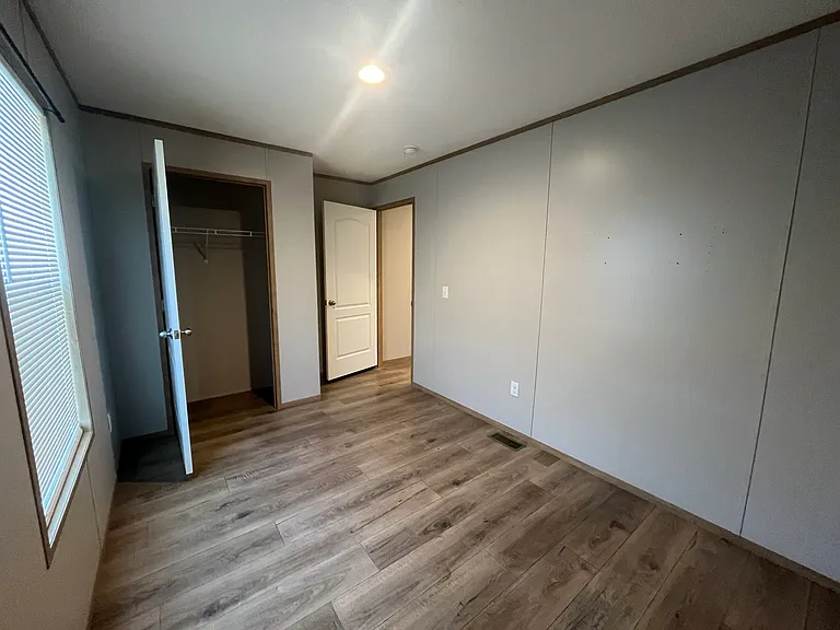 83 Southwick Dr — Photo 9