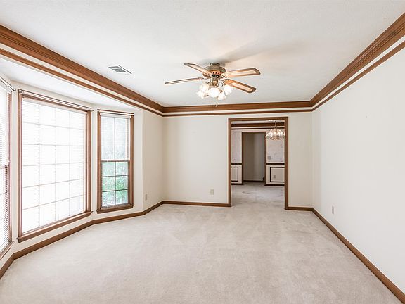 3rd image of 274 Lakeside Park Dr