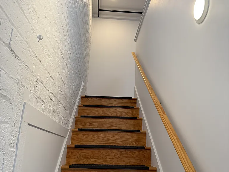 421 Rivermont Ave — Photo 7