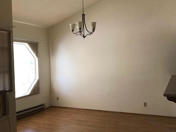 2nd image of 422 Crescent Ave APT 18