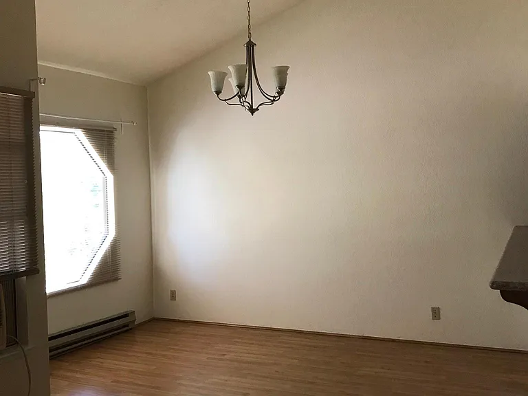 422 Crescent Ave #18 — Photo 2