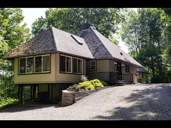 582 Mosteller Rd, Montoursville, PA 17754