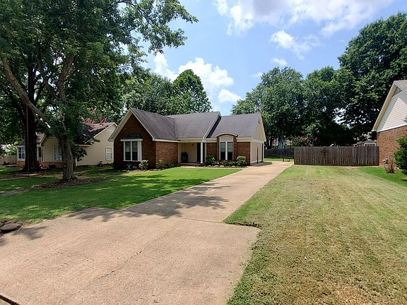 2nd image of 7411 White Ash Dr