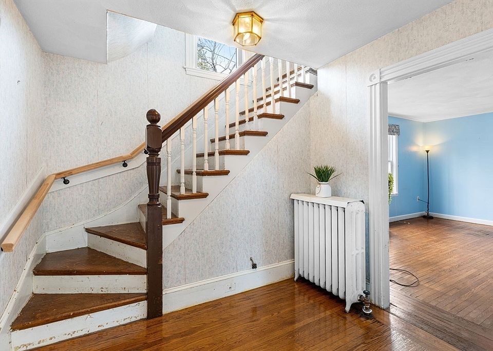 119 Bancroft Ave, Reading, MA 01867 Zillow