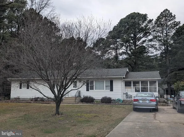 132 Pennick Dr, Stevensville, MD 21666